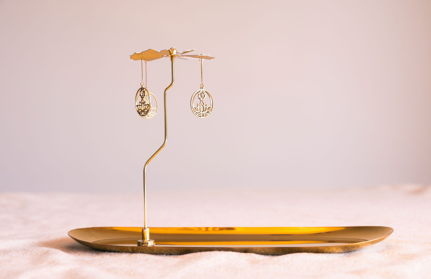 Spinning Carousel & Base